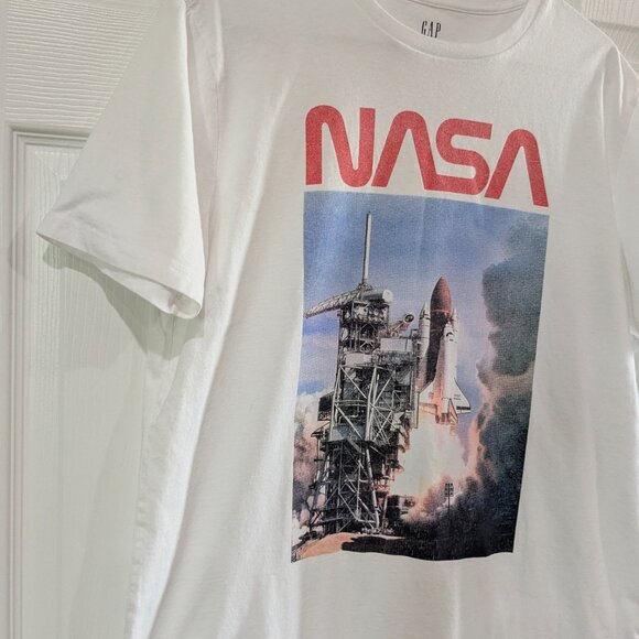 Gap Men's NASA T-Shirt White Cotton Large, Short Sleeve, Space Shuttle Discovery - Picture 5 of 16